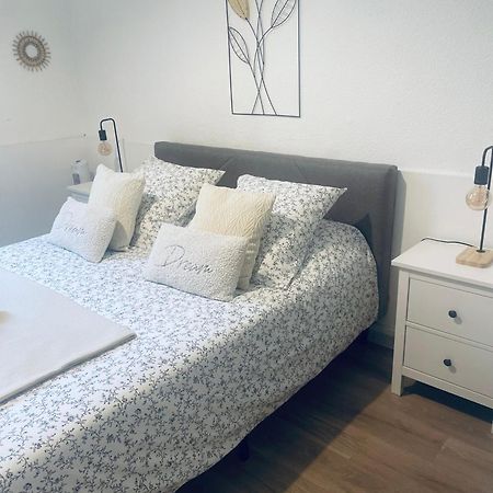 Appartement Authentique Coeur De Ville Sete Bagian luar foto
