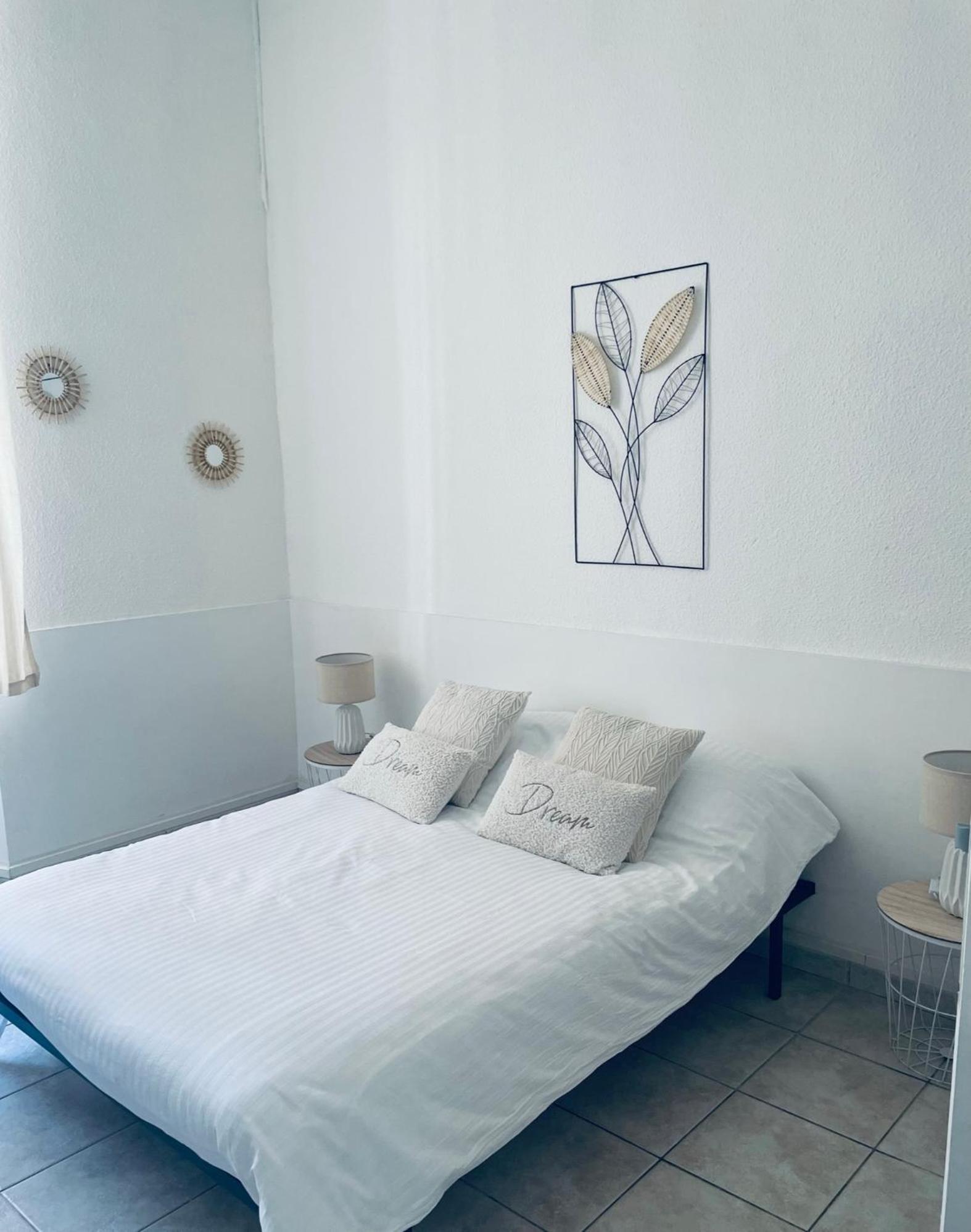 Appartement Authentique Coeur De Ville Sete Bagian luar foto